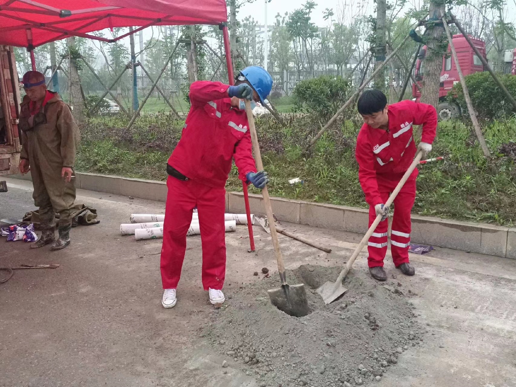 叶集管道疏通哪家好】及时进行市政管道清淤